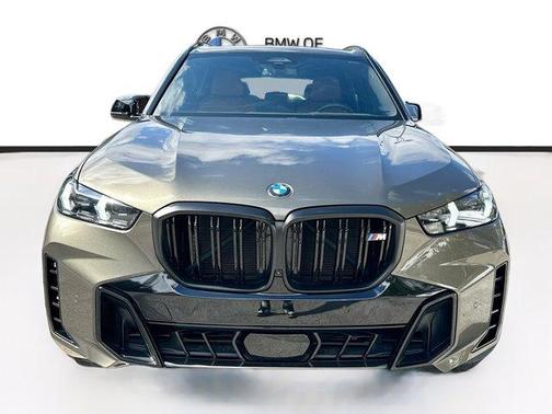 2025 BMW X5 M60i