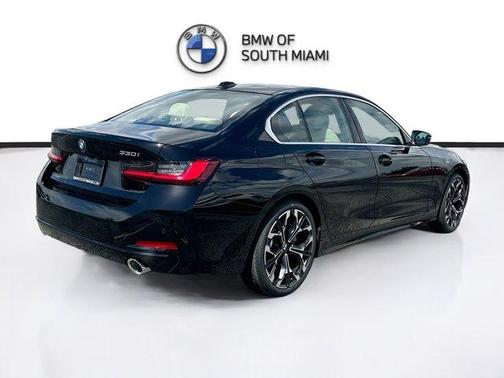 2025 BMW 330 i