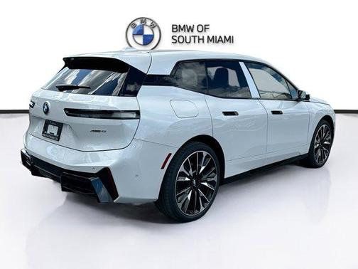 2026 BMW iX xDrive45