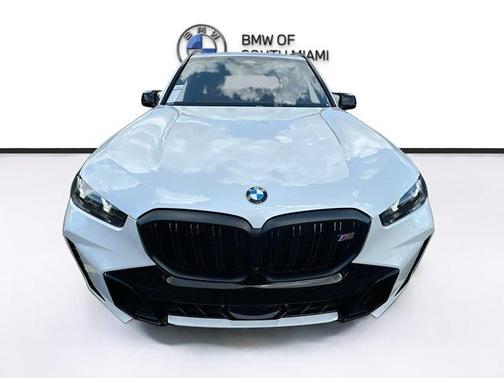 Mineral White Metallic 2026 BMW X5 M60i