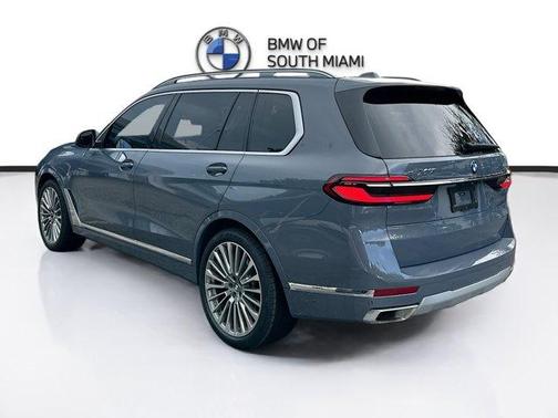 2024 BMW X7 xDrive40i