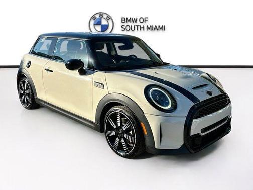 2023 MINI Hardtop Cooper S Classic