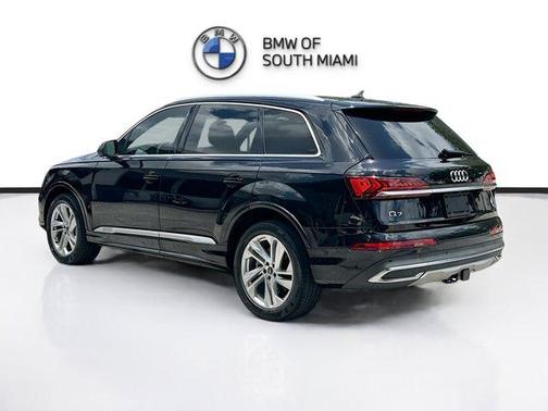2021 Audi Q7 45 Premium Plus