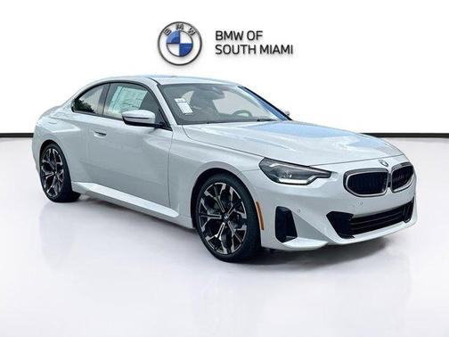 2025 BMW 230 i