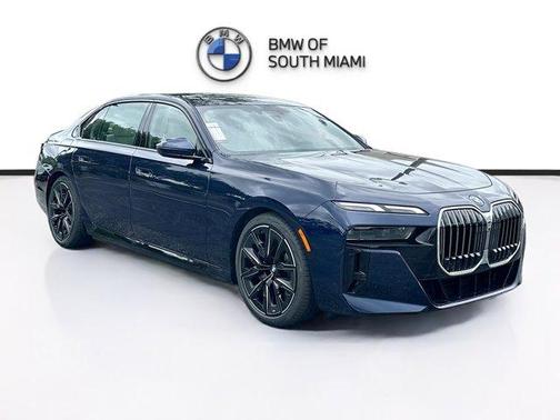2026 BMW 750e xDrive