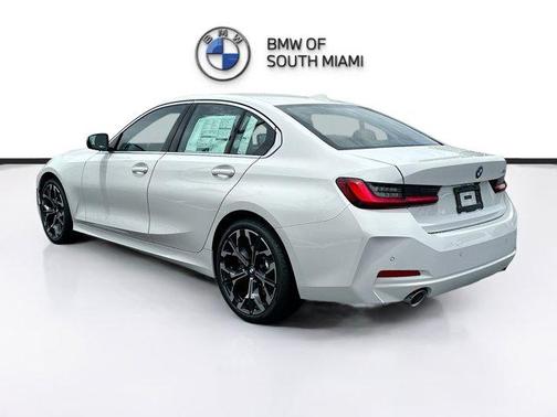 2025 BMW 330 i