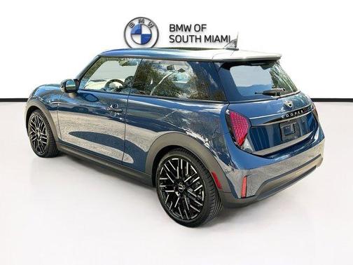 2025 MINI Hardtop SIGNATURE