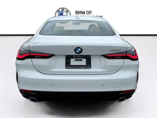 2026 BMW 430 i