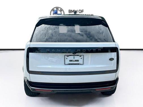 2023 Land Rover Range Rover P400 SE