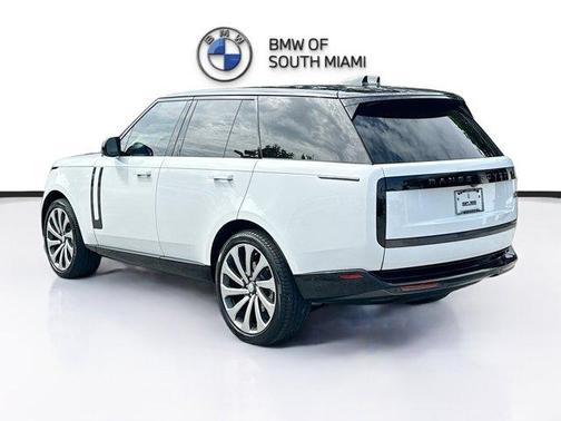 2023 Land Rover Range Rover P400 SE