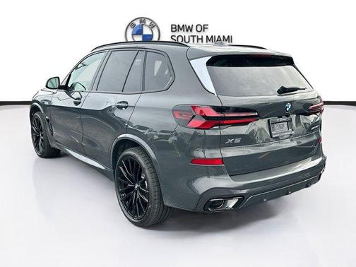 Gray Metallic 2026 BMW X5 sDrive40i