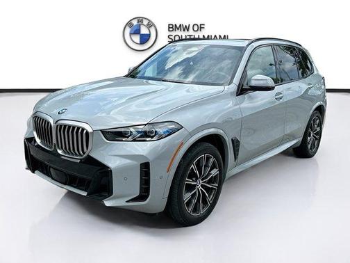 Gray Metallic 2024 BMW X5 xDrive40i