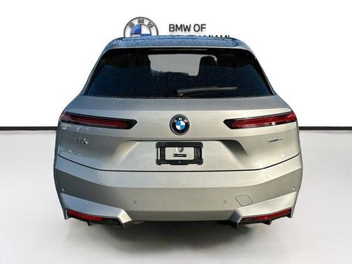Space Silver 2026 BMW iX xDrive45