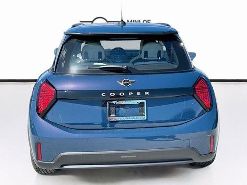 2025 MINI Hardtop Cooper