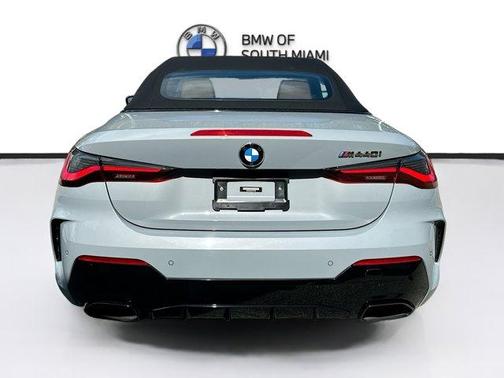 2023 BMW M440 i