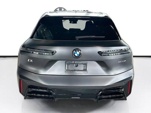 2026 BMW iX xDrive45