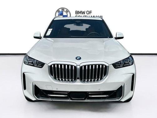 Mineral White Metallic 2026 BMW X5 PHEV xDrive50e