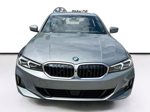 Skyscraper Gray Metallic 2025 BMW 330 i