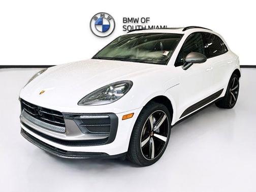 2023 Porsche Macan T