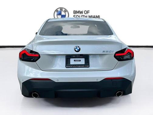 2023 BMW 230 i