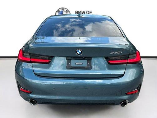 2021 BMW 330 i