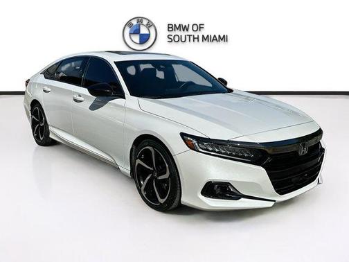 Platinum White Pearl 2022 Honda Accord Sport 2.0T