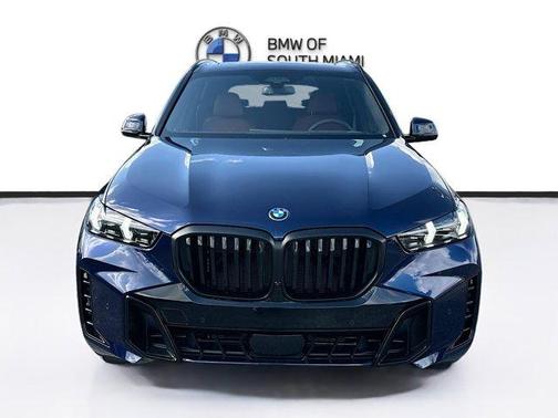 Tanzanite Blue II Metallic 2026 BMW X5 PHEV xDrive50e