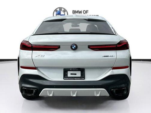2026 BMW X6 xDrive40i
