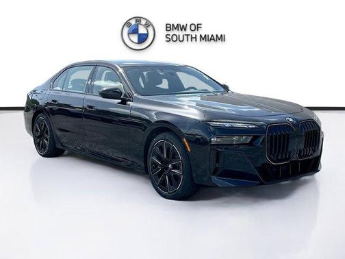 2025 BMW 760 760i xDrive