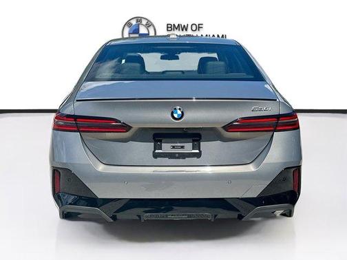 2024 BMW 530 i