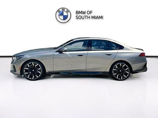 2024 BMW 530 i
