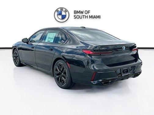 2025 BMW 760 760i xDrive