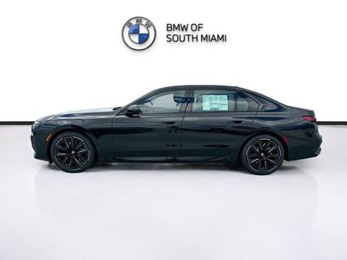 2025 BMW 760 760i xDrive