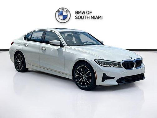 2019 BMW 330 i