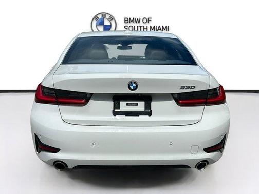 2019 BMW 330 i
