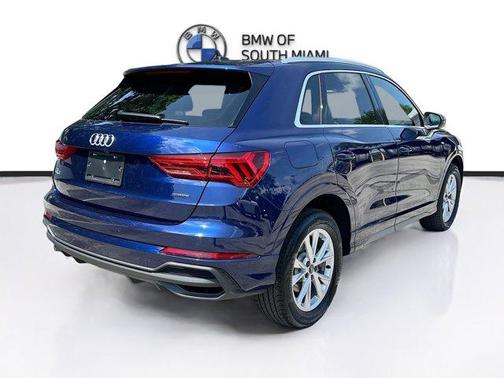 2024 Audi Q3 45 S line Premium