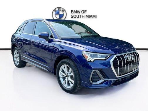 2024 Audi Q3 45 S line Premium