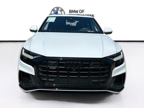 Glacier White Metallic 2023 Audi Q8 55 Premium Plus