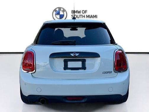 2016 MINI Hardtop Cooper