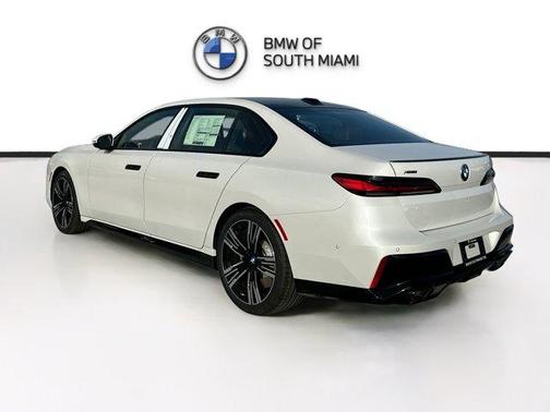 2026 BMW 760 760i xDrive