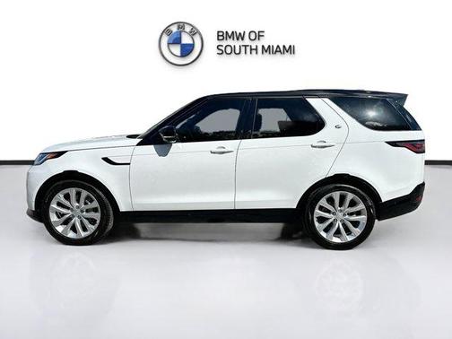 2024 Land Rover Discovery P300 Dynamic SE