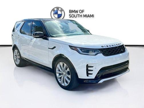 2024 Land Rover Discovery P300 Dynamic SE