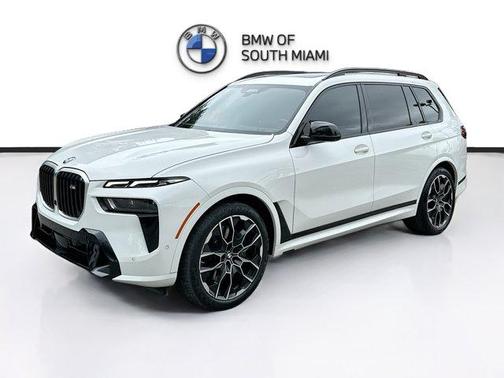 2023 BMW X7 M60i