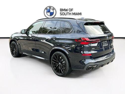 2024 BMW X5 M60i