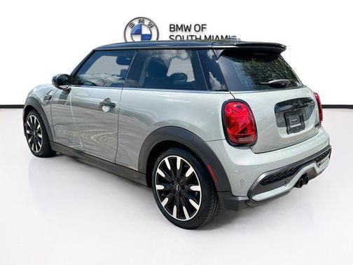 2023 MINI Hardtop Cooper S Classic