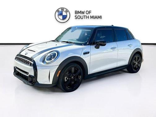 2023 MINI Hardtop Cooper S Classic