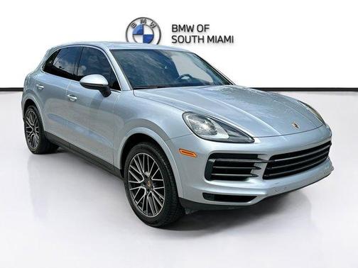 Rhodium Silver 2019 Porsche Cayenne Base