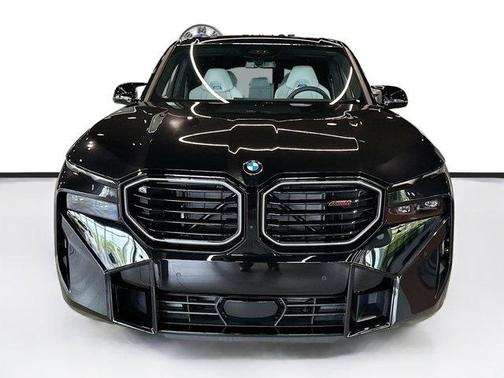 Black Sapphire Metallic 2026 BMW XM LABEL