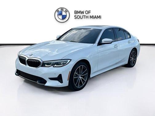 Alpine White 2022 BMW 330 i