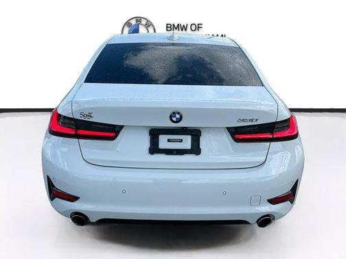 Alpine White 2022 BMW 330 i